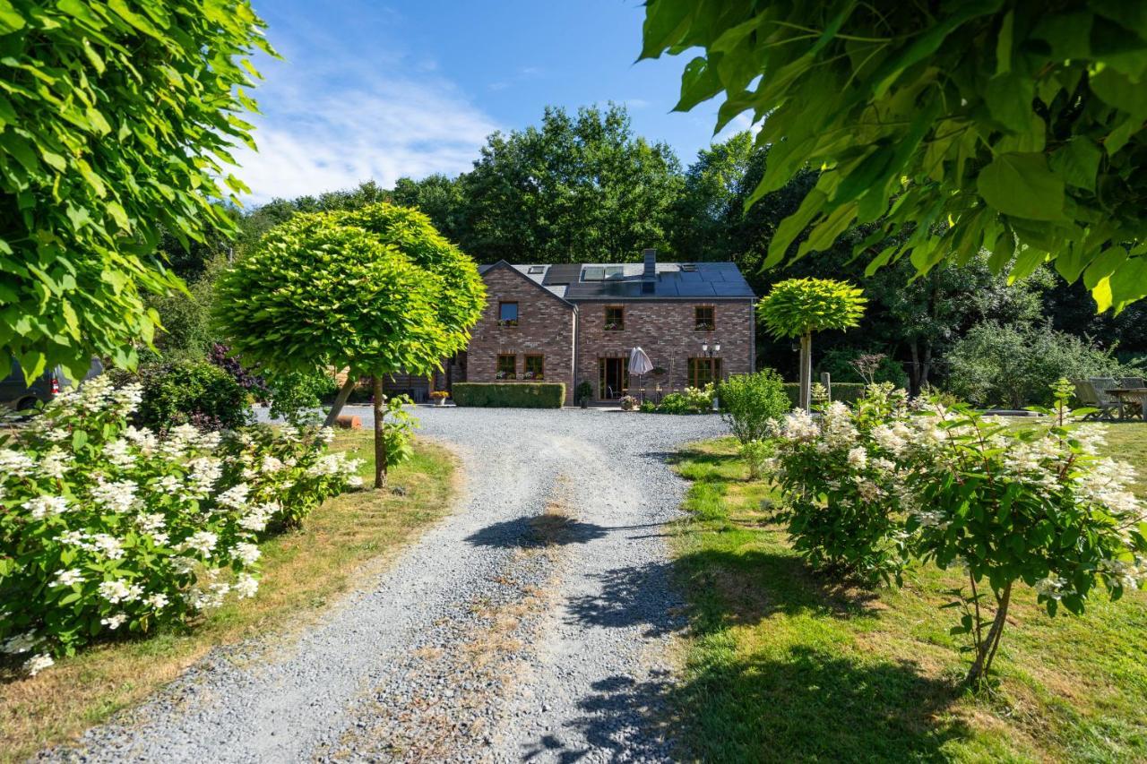 Bills Lodge, Le Plaisir De La Riviere A 2 Minutes Du Centre! La-Roche-en-Ardenne Exterior foto